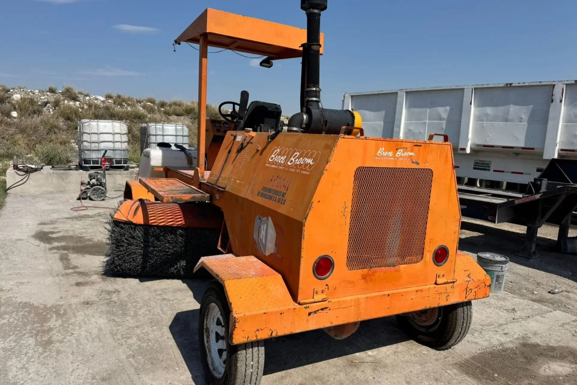 Camión Canasta Freightliner